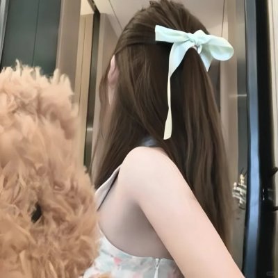 有些女孩这样做